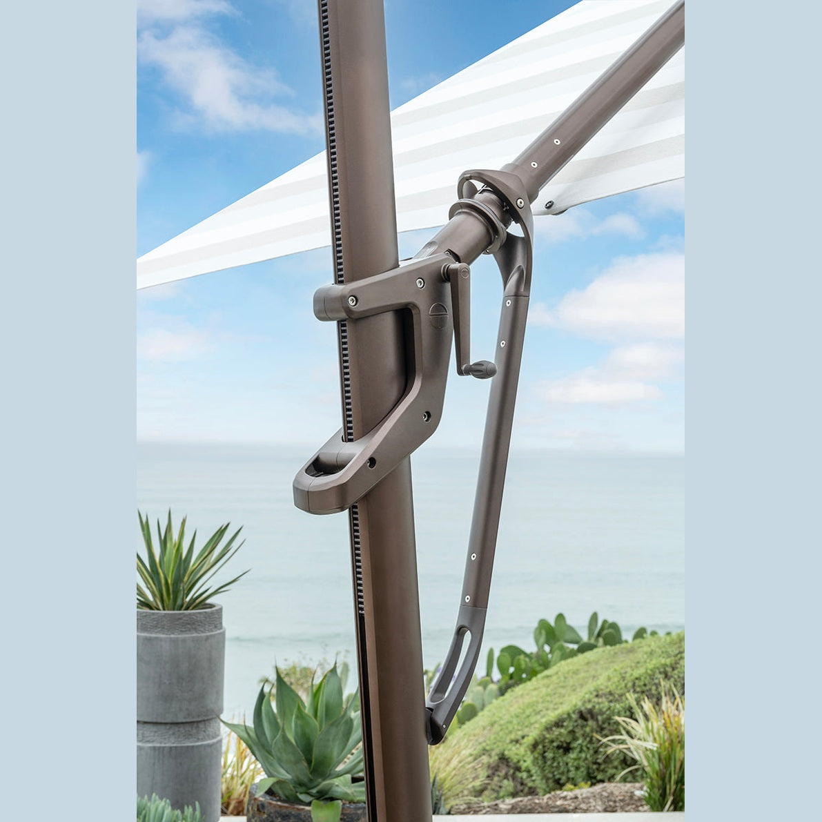 13' Cantilever Starlux Plus Umbrella