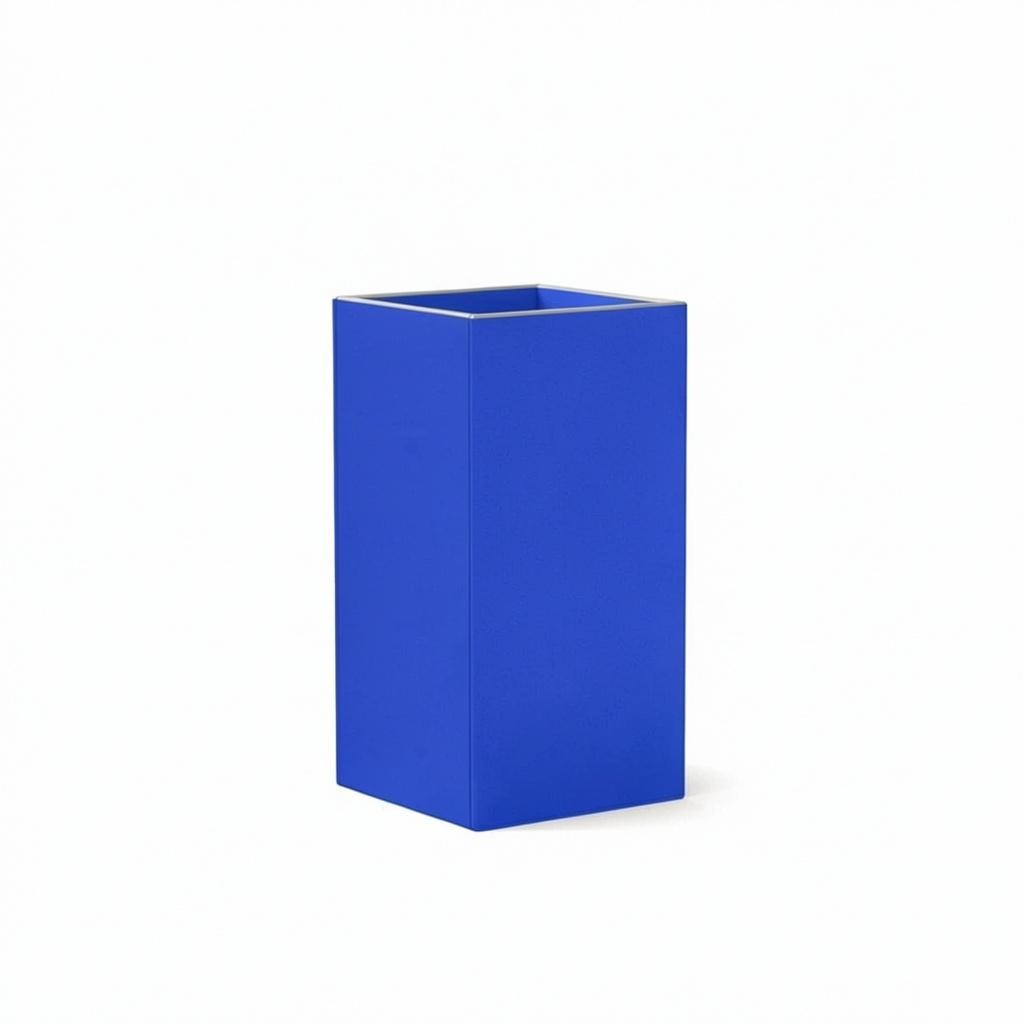 Modern Outdoor Square Planter Box 24"H